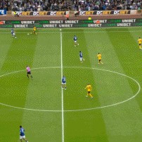 悼念离世爷爷！黄喜灿抢点破门，亲吻手臂文身&amp;amp;双手指天纪念