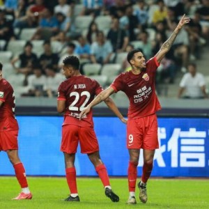 亚博体育官网-海港高歌猛进超越前人不是梦 穆帅的礼物：假期+1