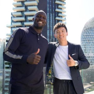 亚博游戏官网-【观察】卢卡库无常蓝黑心补足小因未竟冠军梦？